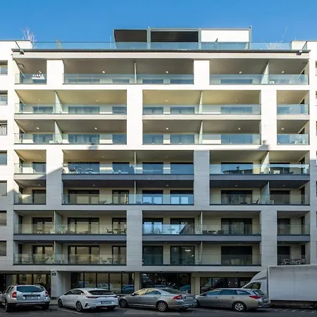 Premium Apartment *